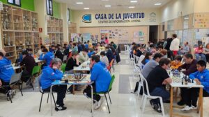 Gran Despliegue de Talentos en el Sexto Torneo Nacional de Ajedrez ‘Ciudad de Manzanares’ con Casi Cien Competidores de todas las Edades