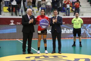 Inicio del Torneo Internacional ‘Ciudad de Manzanares’: España se enfrenta a Argentina en el primer partido