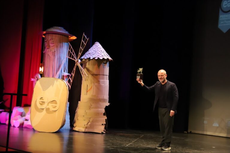 Javier Gutiérrez galardonado con el Premio de Honor ‘Juan Mayorga’ en la XII edición de los Premios Nacionales escenamateur en Manzanares