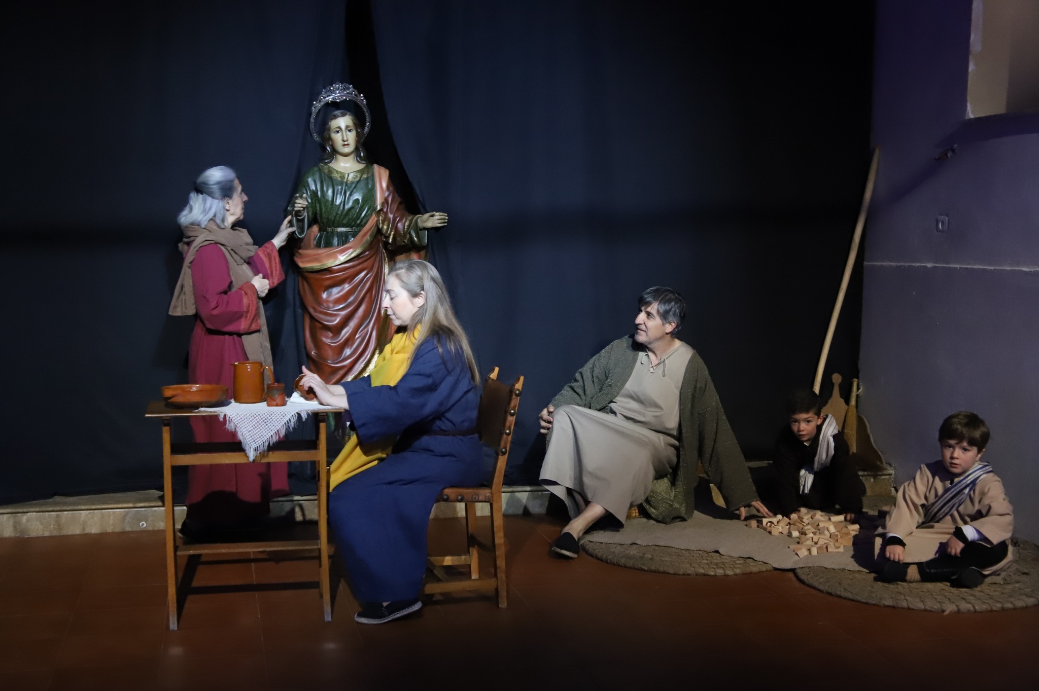 600 Personas Disfrutan de la Visión Inmersiva de la Semana Santa de Manzanares Ofrecida por ‘Salus’