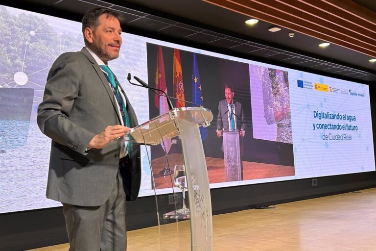 El subdelegado del Gobierno confirma que Manzanares no acogerá a 116 migrantes en un hotel de la localidad ciudadrealeña