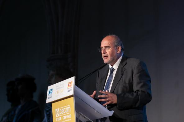 El Gobierno regional busca consenso para aprobar la Ley de Simplificación Administrativa y mejorar la eficiencia en los trámites