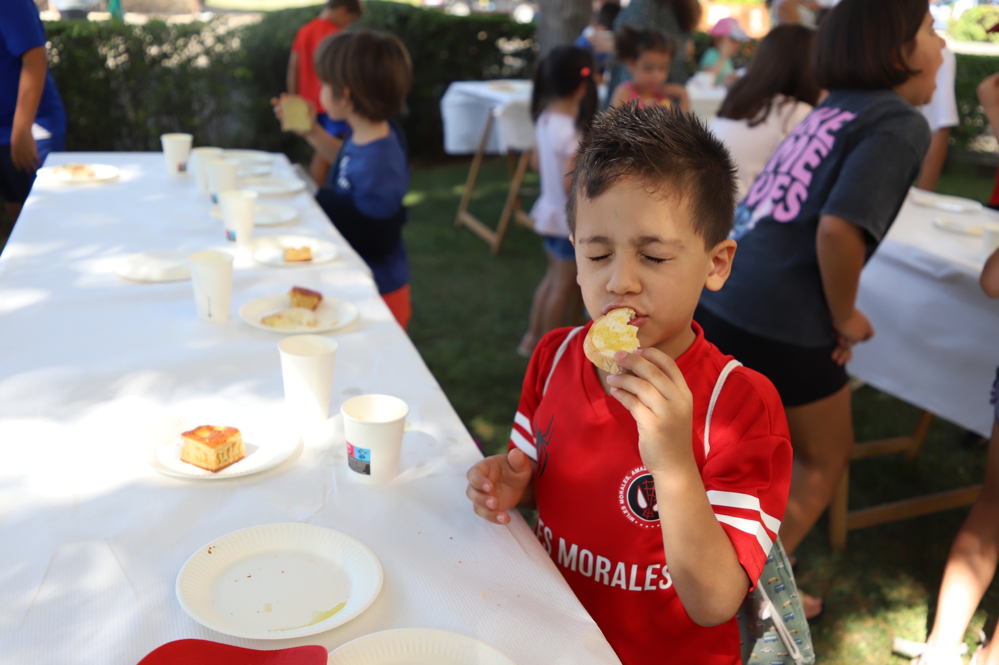 Chefs Infantiles por un Día: Niños de la Ludoteca Disfrutan de un Desayuno Saludable Cortesía de Mayte Jiménez de ‘Sabore…’