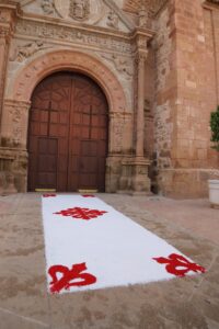 Recuento Fotográfico de la Celebración del Corpus Christi en Manzanares el Pasado Domingo por la Tarde