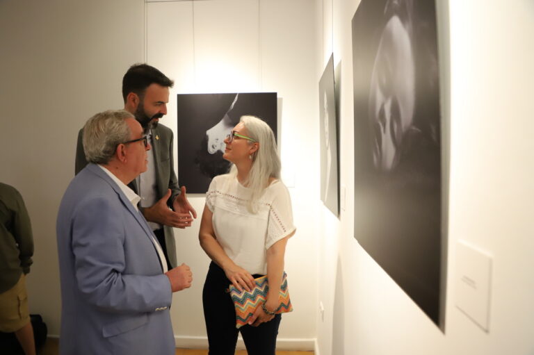 ‘Alūmen’: Revelando a través de la lente en la nueva exposición de la Asociación Fotográfica ‘Manzanares’ con 28 impresionantes obras
