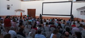 Continúa la Temporada de Cine de Verano Post-Feria: Proyecciones Resumen hasta Finales de Agosto