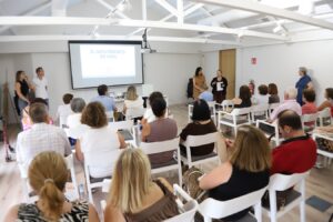 Jornada Formativa sobre el Deporte y la Alimentación en Conmemoración del Día Mundial del Alzheimer: ‘El Movimiento es Vida’