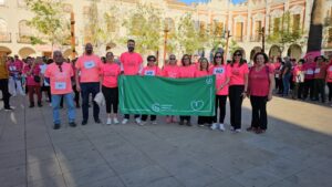 350 Participantes se Unen en Marcha Solidaria Contra el Cáncer de Mama Convocada por la Delegación Local A