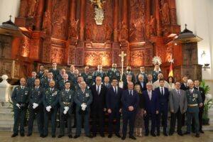 Alcalde de Manzanares expresa admiración y respeto en la celebración de la patrona de la Guardia Civil