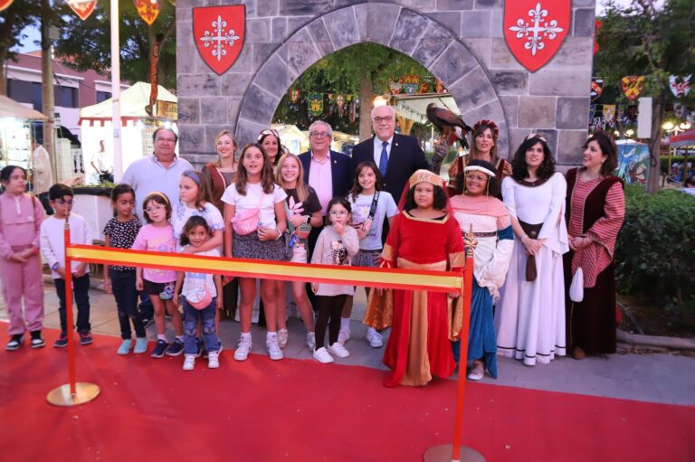 Inicio de la Temporada de Mercados y Tabernas Medievales en los Paseos Príncipe de Asturias y la Plaza de la Constitución
