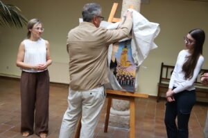 Joven Artista de 15 años, Irene Cano, Gana Concurso para Diseñar el Cartel del XXXVI Encuentro Coral ‘Ciudad de Manzanares’