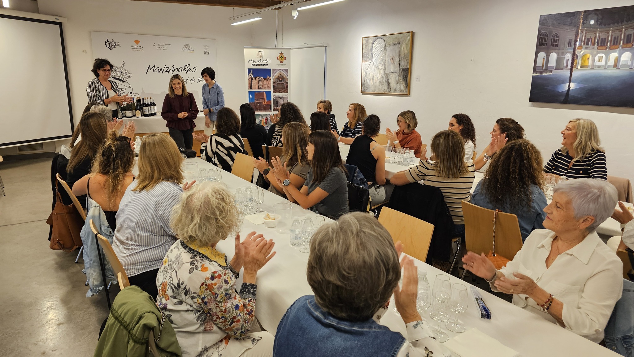 Manzanares Conmemora el Día de las Mujeres Rurales con Cata de Vinos, en colaboración con el Centro De La Mujer De Manzanares-Ciudad Real
