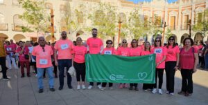 Manzanares se Une en la Lucha Contra el Cáncer de Mama: 350 Personas Participan en la Marcha Solidaria