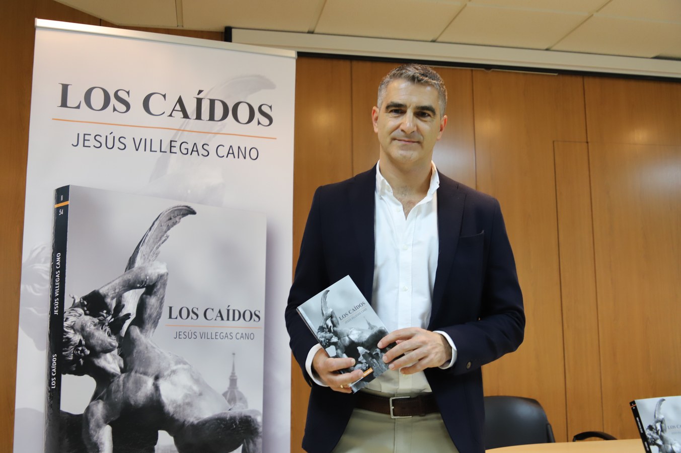 Segunda Novela de Jesús Villegas, ‘Los caídos’, es Presentada en la Biblioteca con la Colaboración de Óscar Parada
