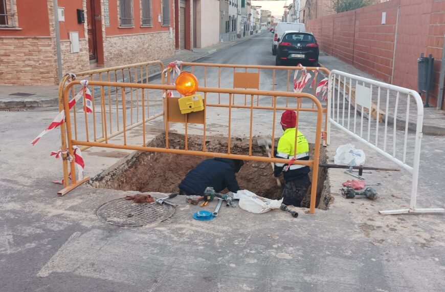 Ayuntamiento de Manzanares Restablece Suministro de Agua y Pide Disculpas por Cortes Inesperados en Varias Zonas