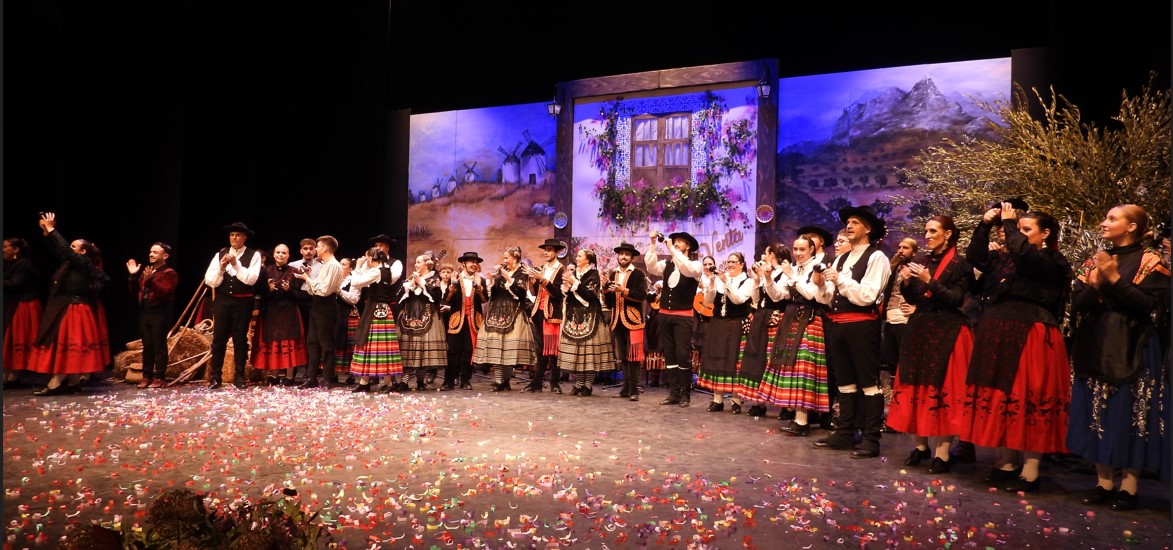 Una Noche Emotiva y Exitosa en la Entrega del Premio Chambra de Fuente Agria