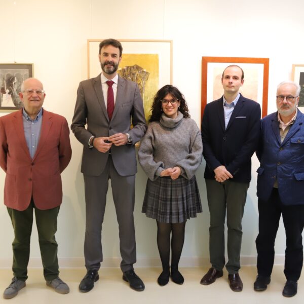 Exhibición ‘Siembra’: Obras de Portada de Revista en Display en la Biblioteca Municipal ‘Lope de Vega’ hasta el 5 de Enero