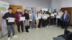 Éxito en la Nueva Escuela de Empleo: Ayuntamiento de Manzanares y Acción Contra el Hambre Celebran Clausura y Empleo de Seis Jóvenes