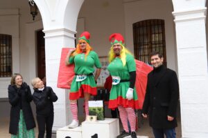 Récord de Asistencia y Premios en una Mañana de Running Llena de Diversión en la Carrera de Navidad