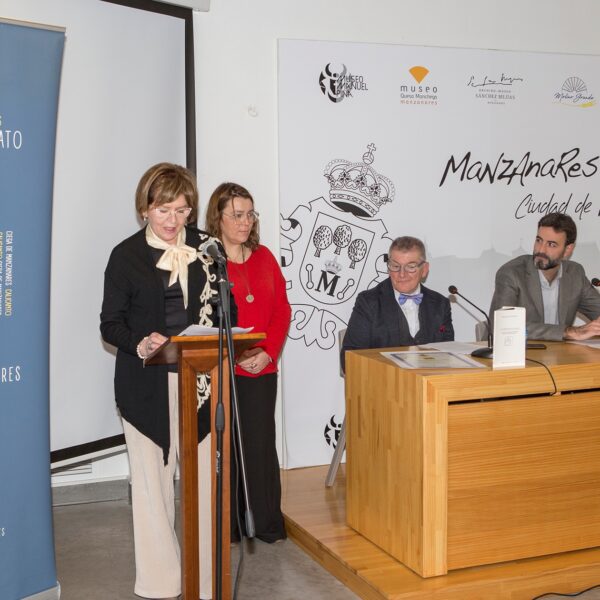Antonia Álvarez y Miguel Ángel Gayo: Reconocidos en los Premios Literarios de Manzanares 2025
