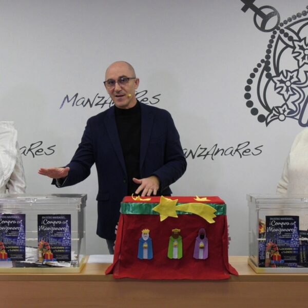 Ayuntamiento de Manzanares organiza sorteo en apoyo al pequeño comercio con la campaña ‘En estas Navidades… ¡Compra en Manzanares!’