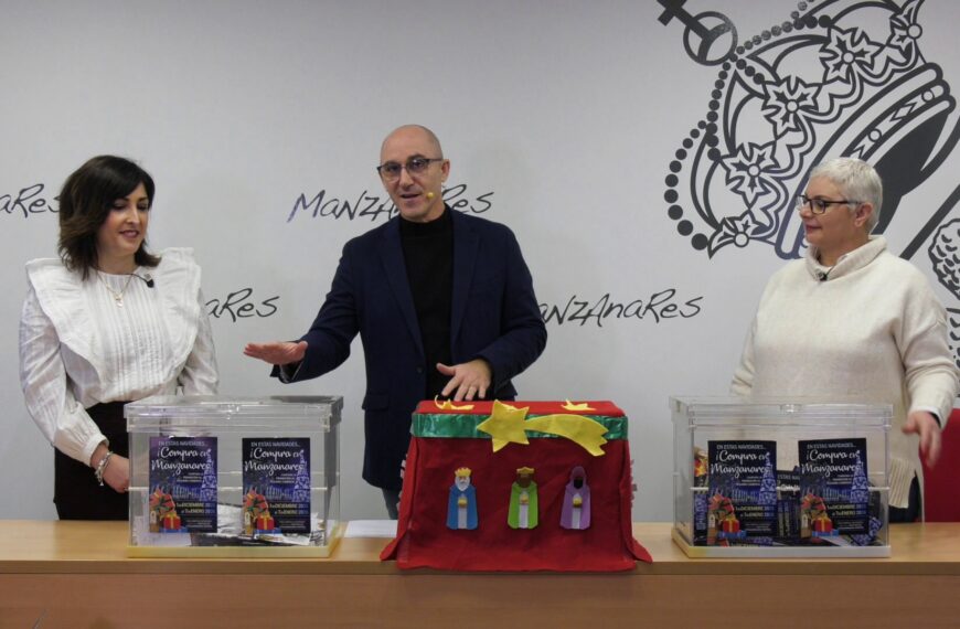 Ayuntamiento de Manzanares organiza sorteo en apoyo al pequeño comercio con la campaña ‘En estas Navidades… ¡Compra en Manzanares!’