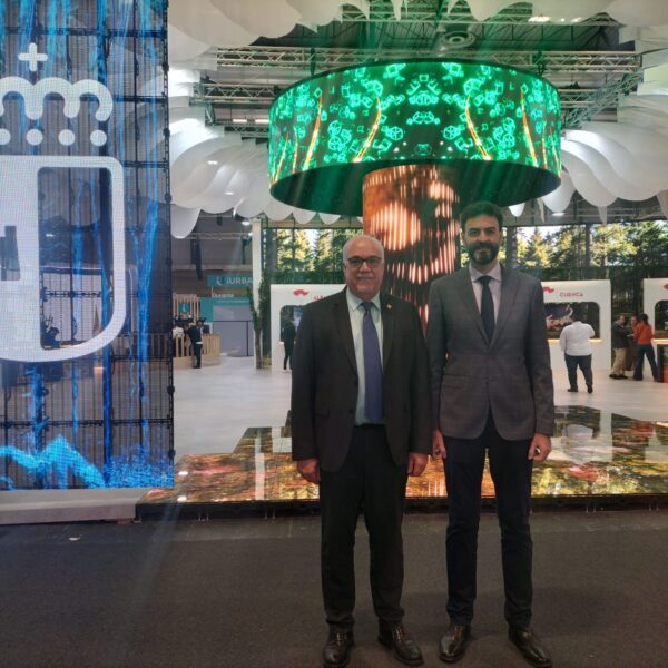 El Stand de Castilla Atrae a Miles en la Reciente Feria Internacional de Turismo (FITUR) en Madrid