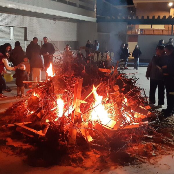 La AMPA del Colegio Anuncia Fiesta de Lumbre en Honor a ‘La Candelaria’ para este Jueves 29