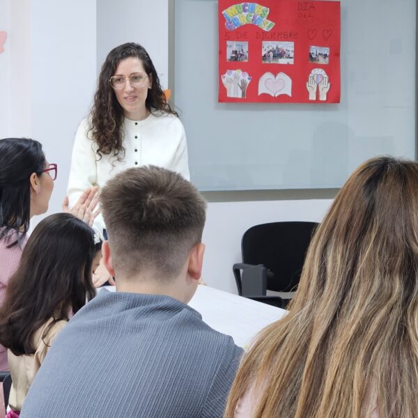 40º Aniversario de los Servicios Sociales del Ayuntamiento de Manzanares: Laura Donoso destaca en la campaña ’12 meses, 12 compromisos’
