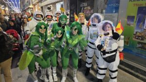 El Carnaval Callejero de Manzanares: Un Estallido de Ingenio, Creatividad y Humor en sus Concursos