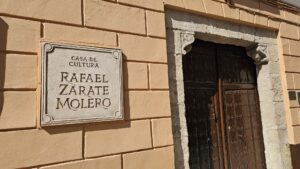 La Casa de Cultura de Manzanares Renombrada a ‘Rafael Zárate Molero’ por el Ayuntamiento