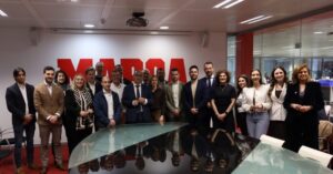 La Concejala de Deportes de Manzanares, Laura Carrillo, Participa en la Cumbre de Ciudades y Vi Organizada por Marca