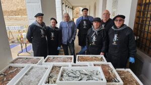 La Plaza de la Constitución se Prepara para la Gran Sardinada de Carnaval: Se Esperan Repartir 120 Kilos de Sardinas este Miércoles de 11:00 a 14:00 Horas