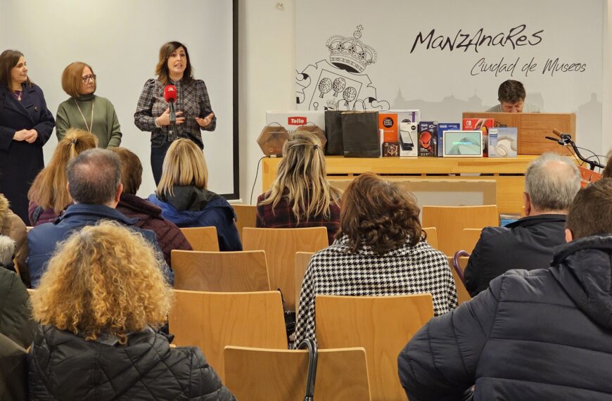 Las Asociaciones Empresariales Resaltan las Iniciativas Municipales de Estímulo al Comercio Local: Más de 40 Premios Otorgados por el Ayuntamiento