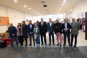Manzanares muestra su compromiso con el comercio local en la exitosa 18ª Feria del Stock