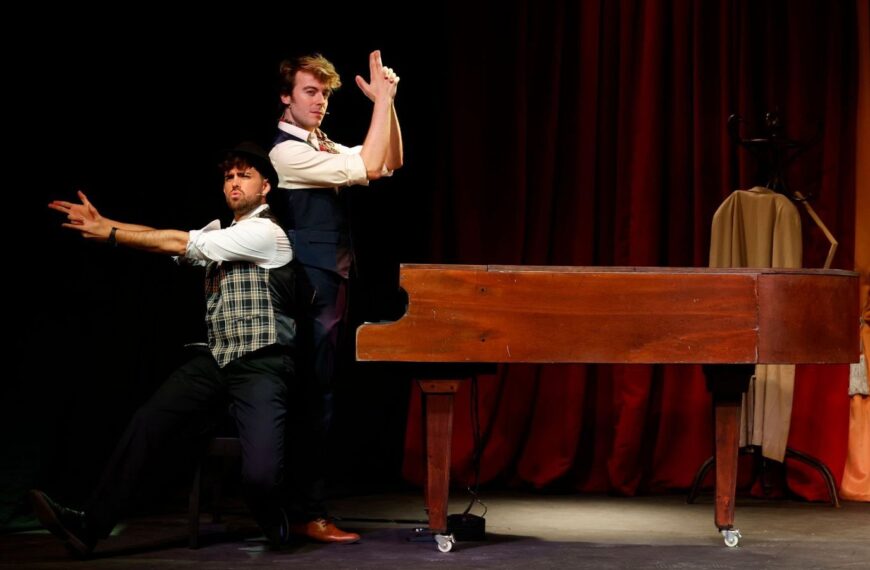 Teatro Musical ‘Asesinato para dos’ y Trío de Sesiones de Cine Destacan en la Agenda Cultural de Manzanares este Sábado