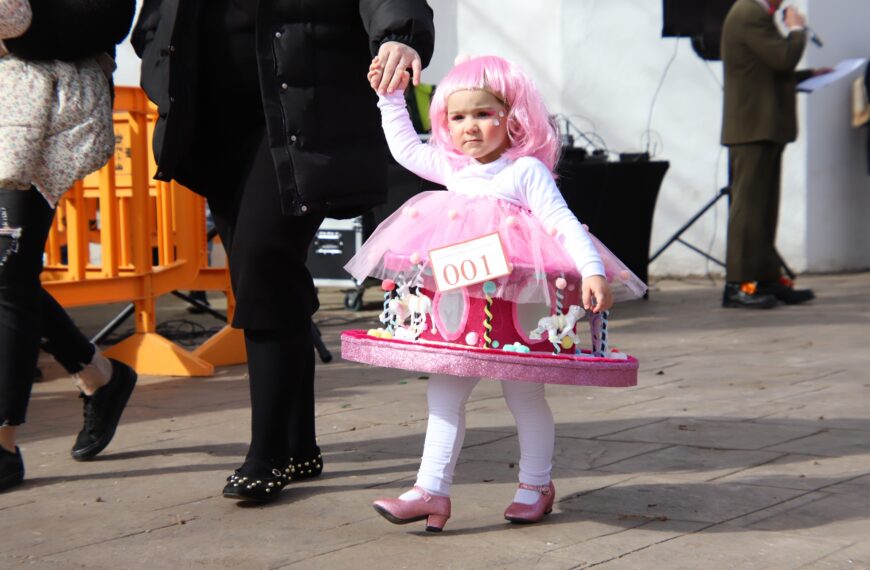 XXXVIII Concurso de Disfraces Infantiles Inunda de Emoción los Paseos del Río con Ambiente Espectacular: Esperada Entrega de Premios Próximamente