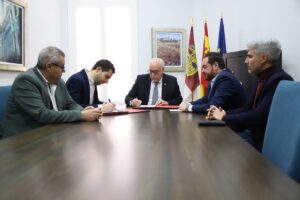 Ayuntamiento Continúa Colaboración con Asociación de Empresas Polígono de Manzanares con Aportación de 100.000 Euros para Servicios