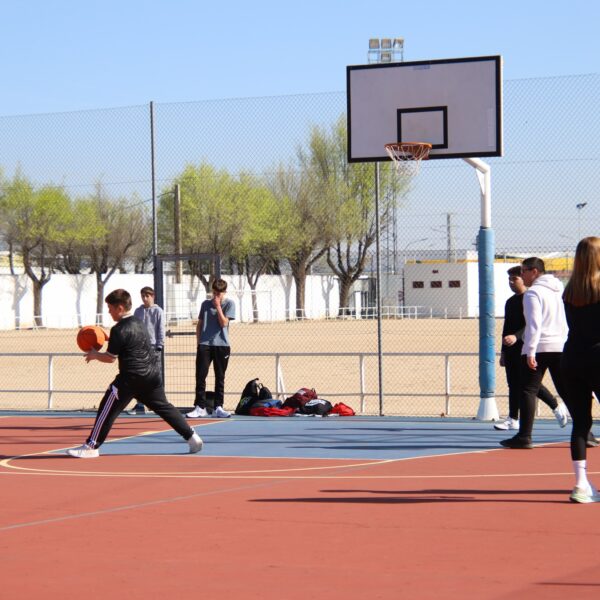 El Área de Deportes Ayto. Manzanares Lanza ‘Desafío Multideporte’ para Promover la Actividad Física en Estudiantes de Secundaria
