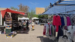 Inicio de Periodo de Solicitudes para Diecinueve Puestos Vacantes en el Mercadillo de los Viernes