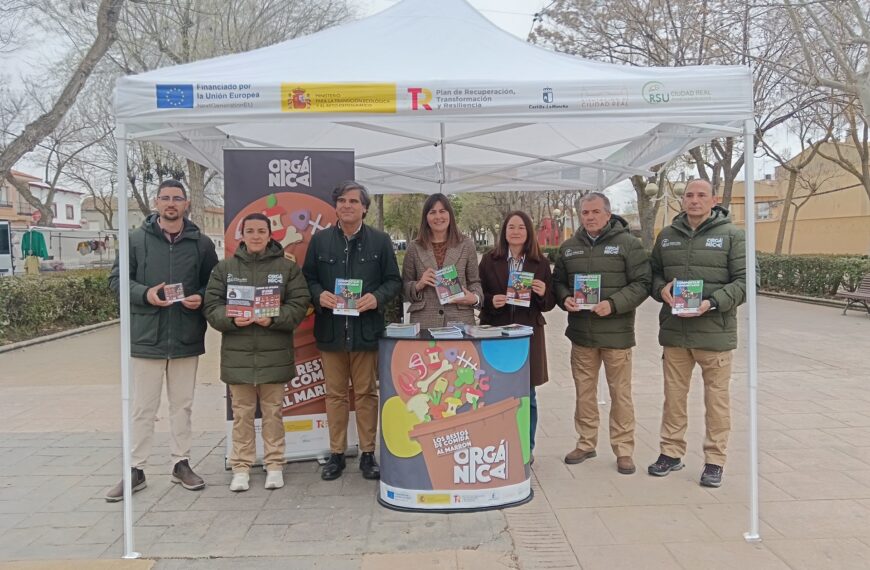 Lanzamiento de 44 Contenedores Marrones en Manzanares para Mejorar la Gestión de Residuos desde Abril