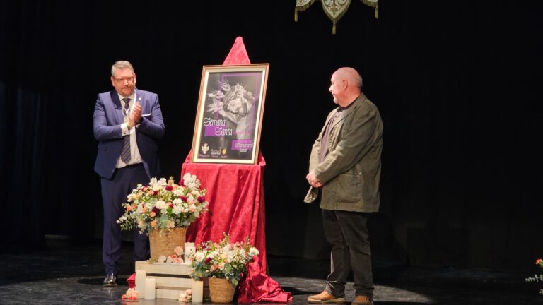 Presentación del Cartel y Guía del Libro de Semana Santa 2026 por la Junta Cofradías Manzanares con Homenaje a Rafael Torres como Cofrade Distinguido