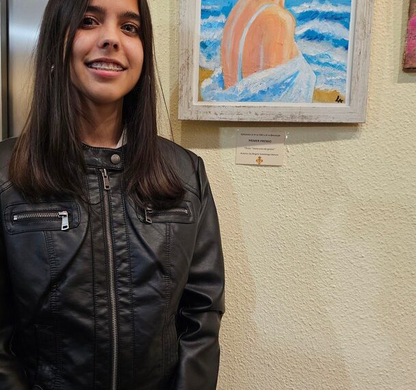 Triunfo Femenino en el IX Certamen de Pintura ‘Jóvenes Artistas de Manzanares’: Liz Ángela Sotolongo, Ana Jiménez y Dulce María Ciro Aclamadas en la Casa de Cultura ‘Rafael Zárate’