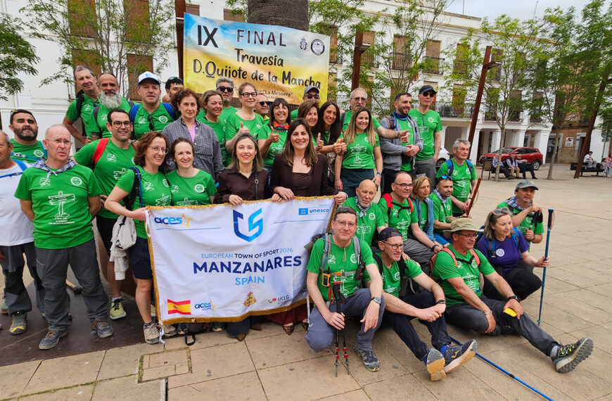35 Senderistas Completan la IX Travesía ‘Don Quijote de La Mancha’, Organizada por el Club de Senderismo ‘La Mesnera’ en Colaboración con el Ayuntamiento