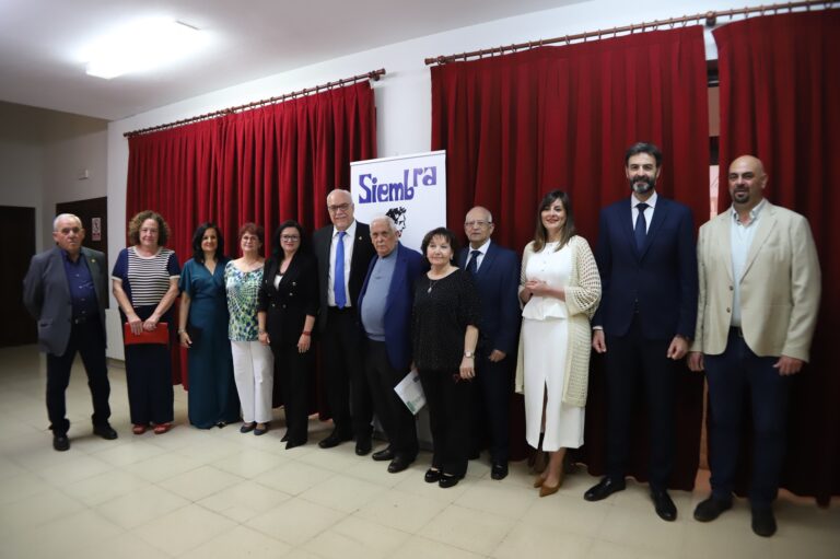 Gala Sembradores 2026 honra a José Jerónimo en una vibrante noche de viernes en la Casa de Cultura ‘Rafael Zárate Molero’ de Manzanares