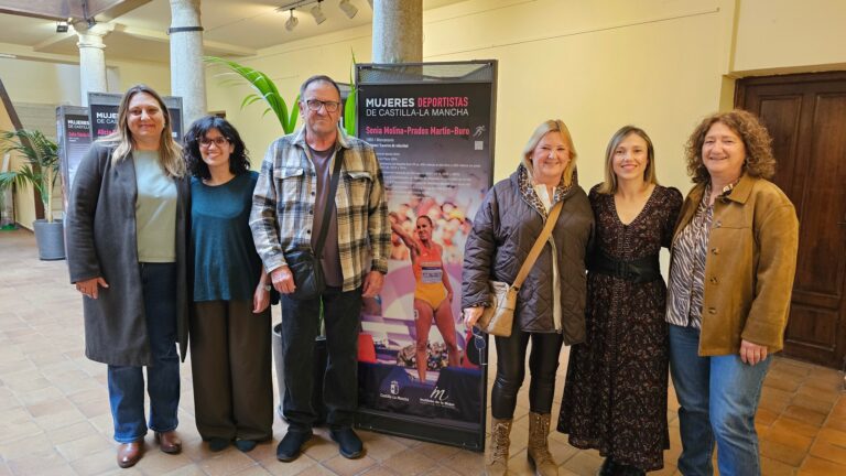 La Exposición ‘Mujeres Deportistas de Castilla-La Mancha’ se Estrena en Manzanares hasta el 30 de Abril