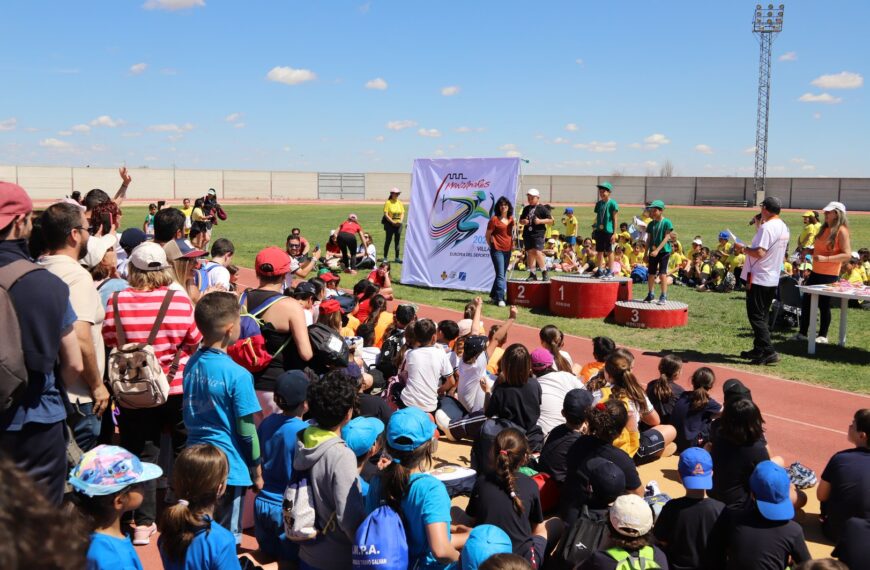 Manzan Ayuntamiento Involucra a Más de Mil Estudiantes en Olimpiadas Escolares: Fomentando el Deporte, Convivencia y Valores