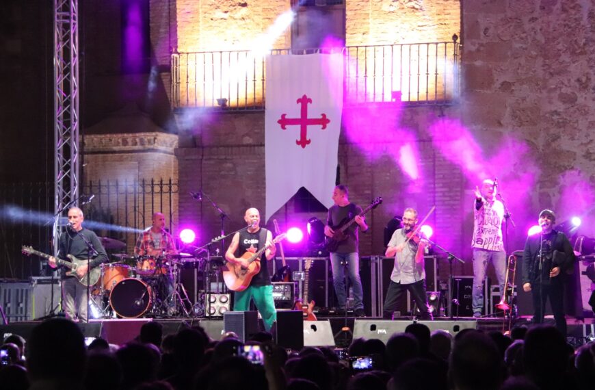 Celtas Cortos presentará su gira ’40 años contando cuentos’ en la Plaza de Manzanares este sábado: Entrada gratuita y espectáculo de las 23:00 horas
