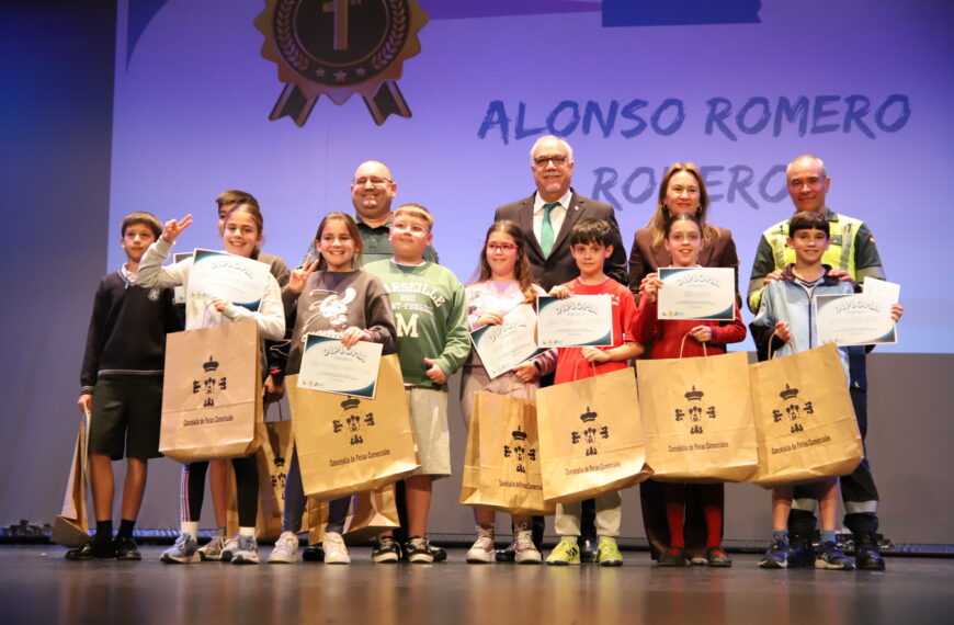 El Gran Teatro celebra la clausura de las XII Jornadas de Educación Vial con la participación de más de 300 estudiantes