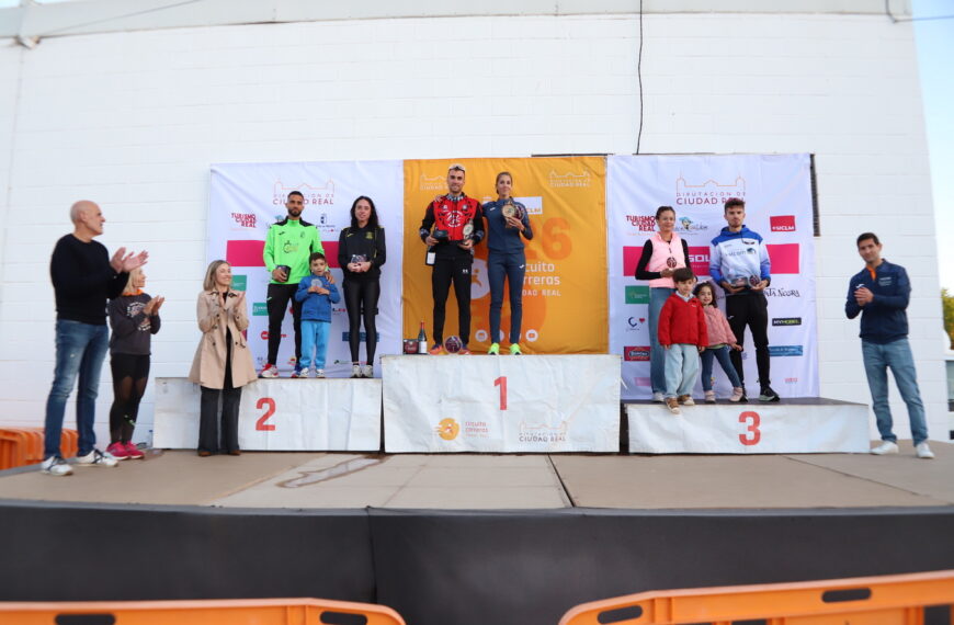 Ismael García y Carmen Mazuecos coronados Rey y Reina de la histórica 10K Manzanares 2026: Un hito para los atletas locales